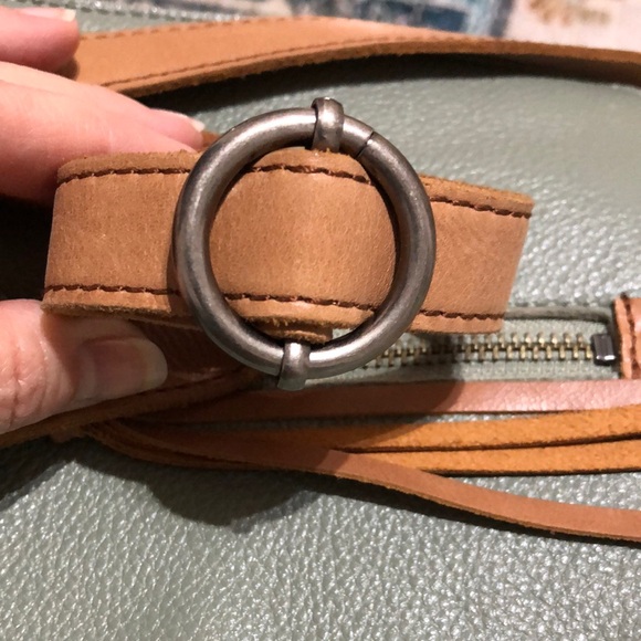 the sak Green Leather Shoulder/Crossbody Bag - Picture 9 of 9